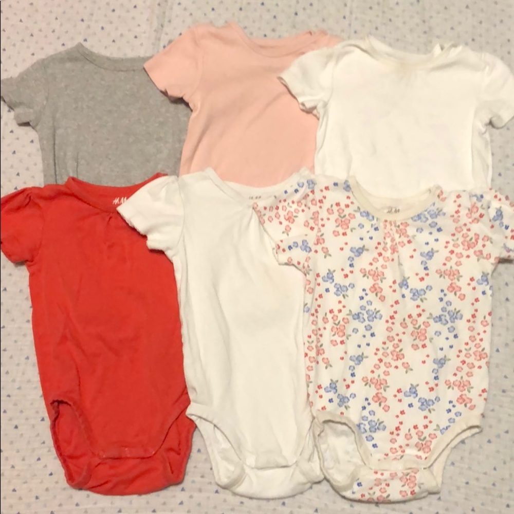 6 H&M Baby Girl Onesies 9-12M